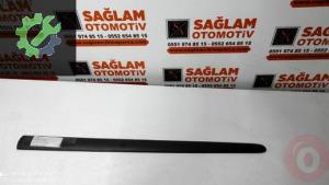 PEUGEOT 206 ÇIKMA SOL ÖN KAPI ÇİTASI OEM; 9625100577