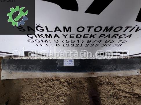 Peugeot 207 Tampon Bandı çıkma parça