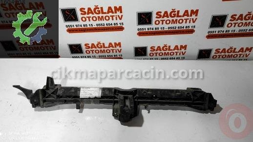 Peugeot 3008 Tampon Braketi çıkma parça