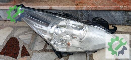 Peugeot Sağ Ön Far çıkma parça