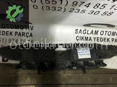 Peugeot 307 Tampon Braketi çıkma parça