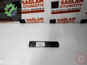 PEUGEOT 307 ÇIKMA RADYATÖR BRAKETİ OEM; 9639316480