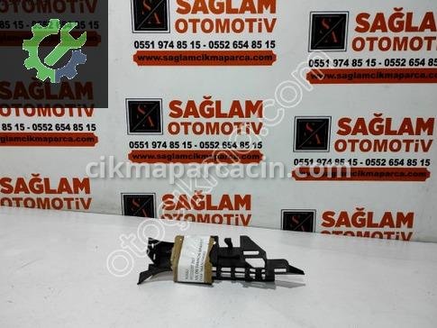 Peugeot 307 Tampon Braketi çıkma parça