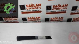 PEUGEOT 405 ÇIKMA SOL ÖN KAPI DIŞ DİREK KAPLAMA 9604652980