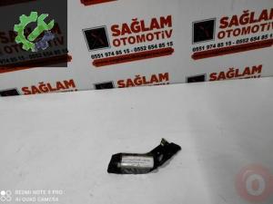 PEUGEOT PARTNER 05-08 ÖN TAMPON BAĞLANTI BRAKETİ 9644734180