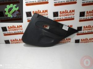 RENAULT CLİO-2 2003 SAĞ ARKA KAPI DÖŞEMESİ OEM; 7700411373D