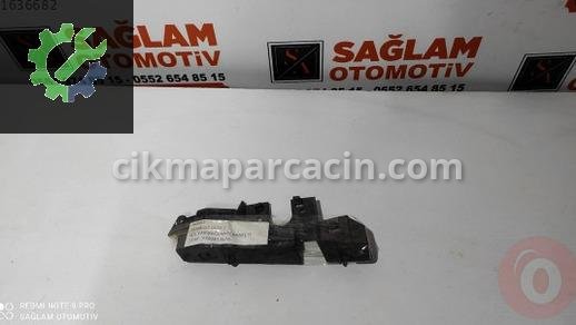 Renault Clio Far Braketi çıkma parça