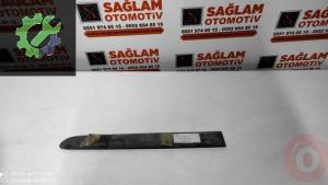RENAULT CLİO-2 HB ÇIKMA SOL ARKA KAPI ÇİTASI OEM; 8200072232