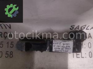 RENAULT CLİO 2 SYMBOL 1.2 16V HAVA FİLTRE KUTUSU ALT PARÇA O OEM 8200517765