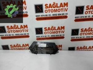 RENAULT CLİO-3 ÇIKMA HAVA GİRİŞ IZGARASI OEM; 8200838661