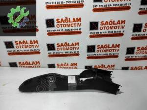 RENAULT CLİO-3 ÇIKMA ORTA KONSOL OEM; 8200838143