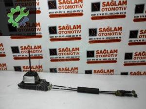 RENAULT CLİO-3 ÇIKMA VİTES MEKANİZMASI KOMPLE OEM; 8200755871