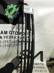 RENAULT CLİO 3 ÖN TAMPON IZGARA OEM; 01040185007