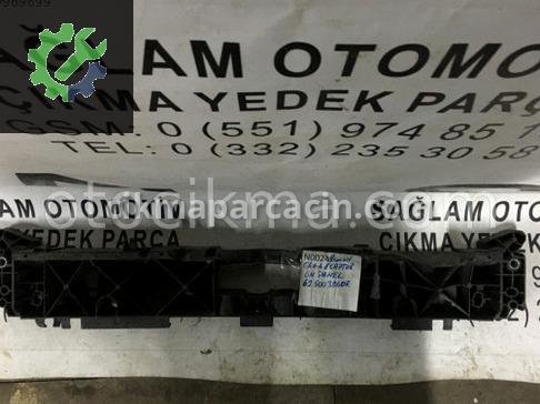 Renault Clio Tampon Braketi çıkma parça