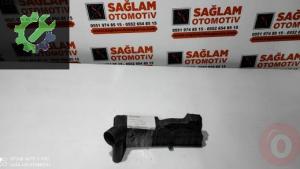 RENAULT-DACİA CLİO-3 1.2 HAVA FİLTRE KUTUSU ALTI 8200517765 OEM 8200517765