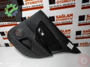 RENAULT FLUENCE 2013 SAĞ ARKA KAPI DÖŞEMESİ OEM; 156227481
