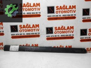 RENAULT KANGO-2 ÇIKMA SAĞ ÖN KAPI ÇİTASI OEM; 7700304634
