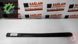 RENAULT KANGO 97-03 SAĞ ÖN KAPI ÇİTASI OEM; 7700304634