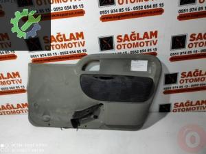 RENAULT KANGO ÇIKMA SAĞ ÖN KAPI DÖŞEMESİ OEM; 8200096335
