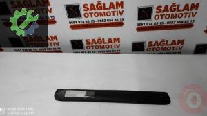 RENAULT KANGO ÇIKMA SOL EŞİK BAKALİTİ OEM; 7700304861
