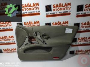 RENAULT LAGUNA-2 ÇIKMA SAĞ ÖN KAPI DÖŞEMESİ