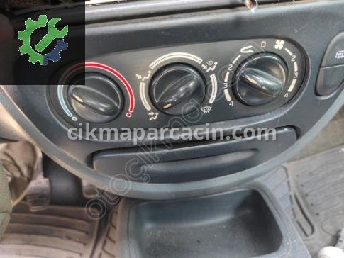 Renault Megane Klima Kontrol Paneli çıkma parça