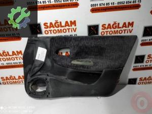 RENAULT MEGANE-1 ÇIKMA SAĞ ÖN KAPI DÖŞEMESİ OEM; 7700428759