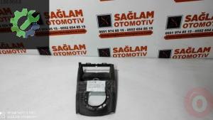 RENAULT MEGANE-2 2006 ORTA VİTES KAPLAMASI OEM; 82000183013