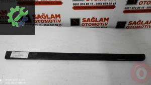 RENAULT MEGANE-2 ÇIKMA SAĞ ARKA KAPI ÇİTASI OEM; 820064866
