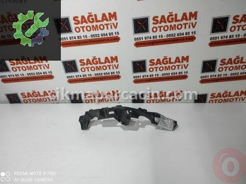 Renault Megane Far Braketi çıkma parça