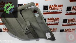 RENAULT MEGANE-2 SAĞ ARKA KAPI DÖŞEMESİ OEM; 156016621