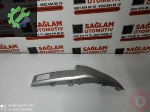 RENAULT MEGANE-2 SAĞ ÖN TAMPON KAPLAMASI OEM; 8200490342