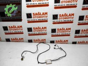 RENAULT MEGANE-3 ÇIKMA SİS FARI TESİSATI OEM; 240709979R