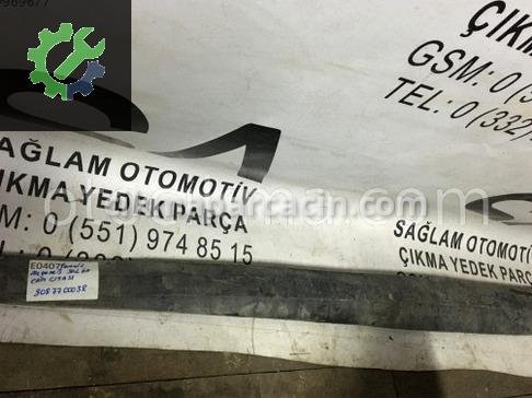 Renault Megane Kapı Bandı & Çıtası çıkma parça