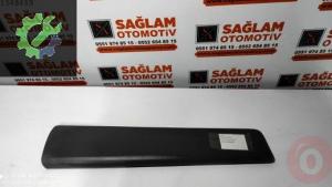 RENAULT TRAFİC ÇIKMA SOL ÖN KAPI PAKOSU OEM; 8200036088