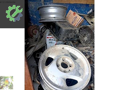 Saab 900 Jant çıkma parça