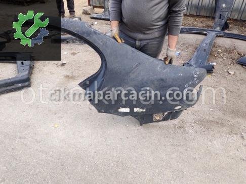 Seat Toledo Arka Çamurluk çıkma parça