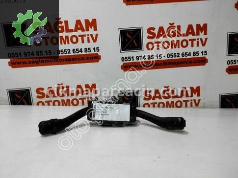 Volkswagen Jetta Silecek Kolu çıkma parça