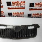 SKODA FABİA 2008 ÇIKMA ÖN PANJUR OEM; 5J0853668