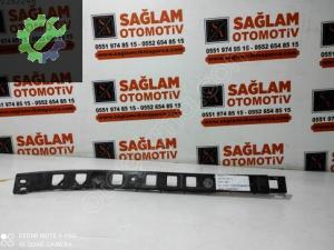 SKODA FABİA 99-07 ÇIKMA SOL ARKA TAMPON BRAKETİ 6Y6807863