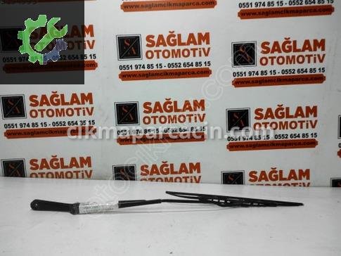 Skoda Fabia Silecek Kolu çıkma parça