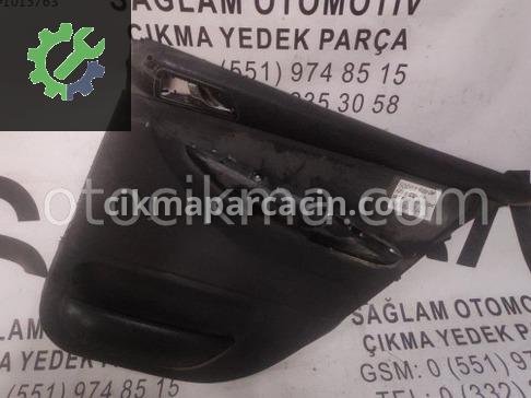 Skoda Fabia Kapı Döşemesi çıkma parça