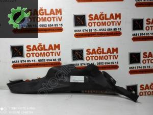 SKODA FABİA99-07 ÇIKMA SAĞ ARKA DİREK ALT KAPLAMA 6Y6867768C