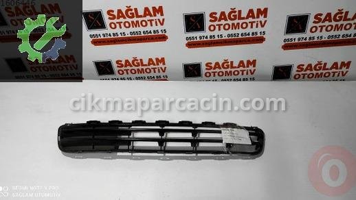 Suzuki Swift Tampon Izgarası çıkma parça
