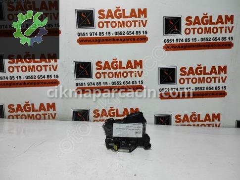 Toyota Corolla Kapı Kilidi çıkma parça