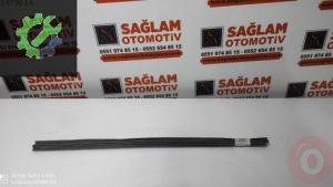 TOYOTA AVENSİS ÇIKMA CAM FİTİLİ