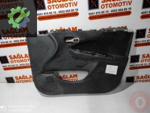 TOYOTA COROLLA 07-12 SAĞ ÖN KAPI DÖŞEMESİ OEM; 67763-12140