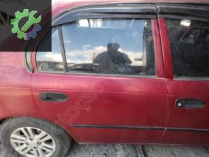 TOYOTA COROLLA AE101 EFSANE KASA ÇIKMA SAĞ ARKA CAM SIYIRICISI