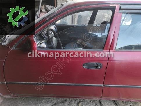 Toyota Corolla Cam Krikosu çıkma parça
