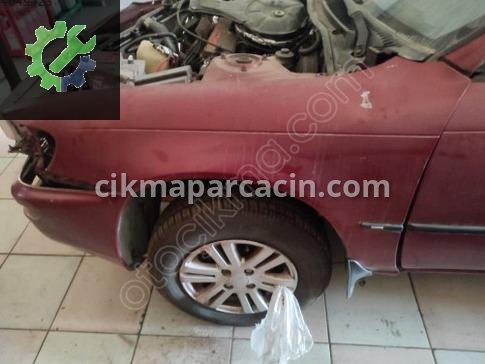 Toyota Corolla Sol Ön Çamurluk çıkma parça